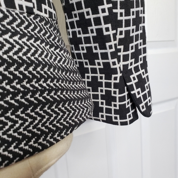 Saks Fifth Avenue Black Label Black White Geometric 2 Way Zip Jacket 4 - Picture 11 of 15
